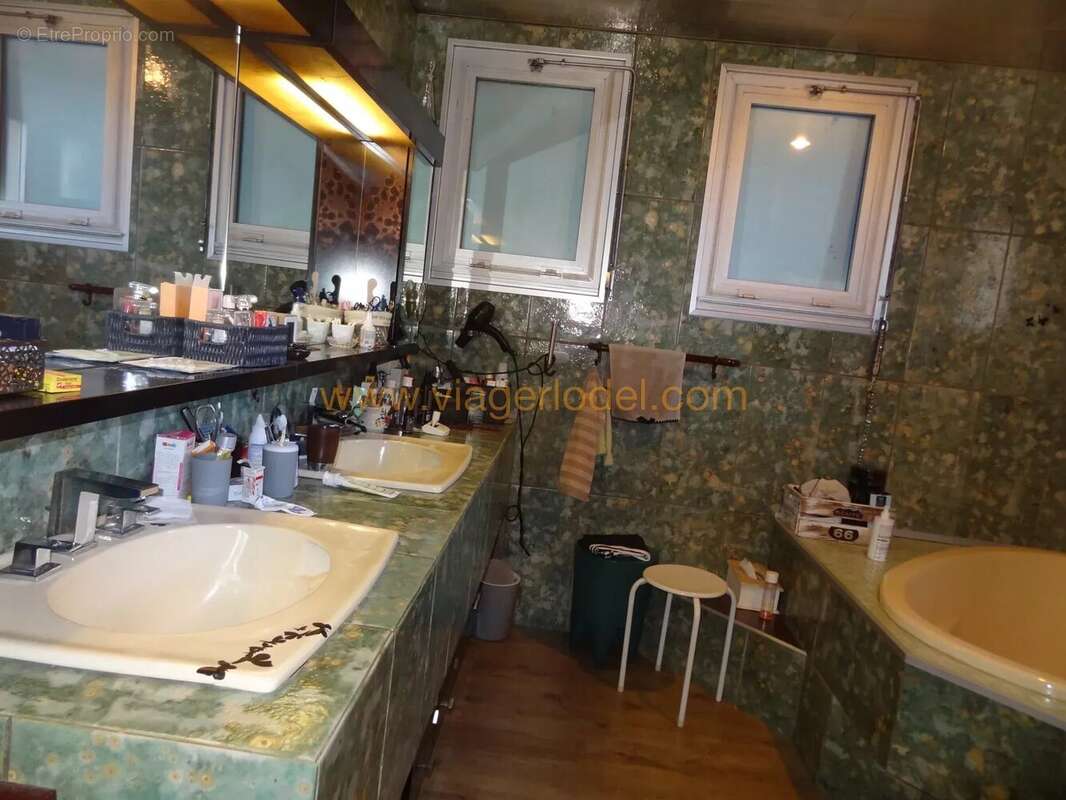 Maison à SAUX-ET-POMAREDE