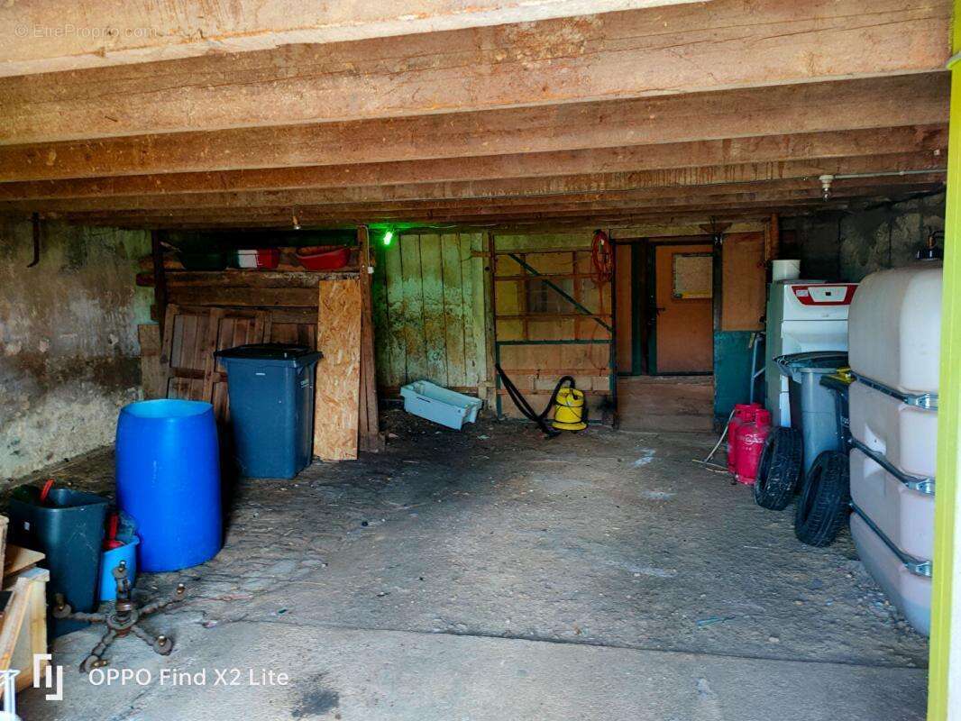 Maison à SAINT-SATURNIN-DU-BOIS