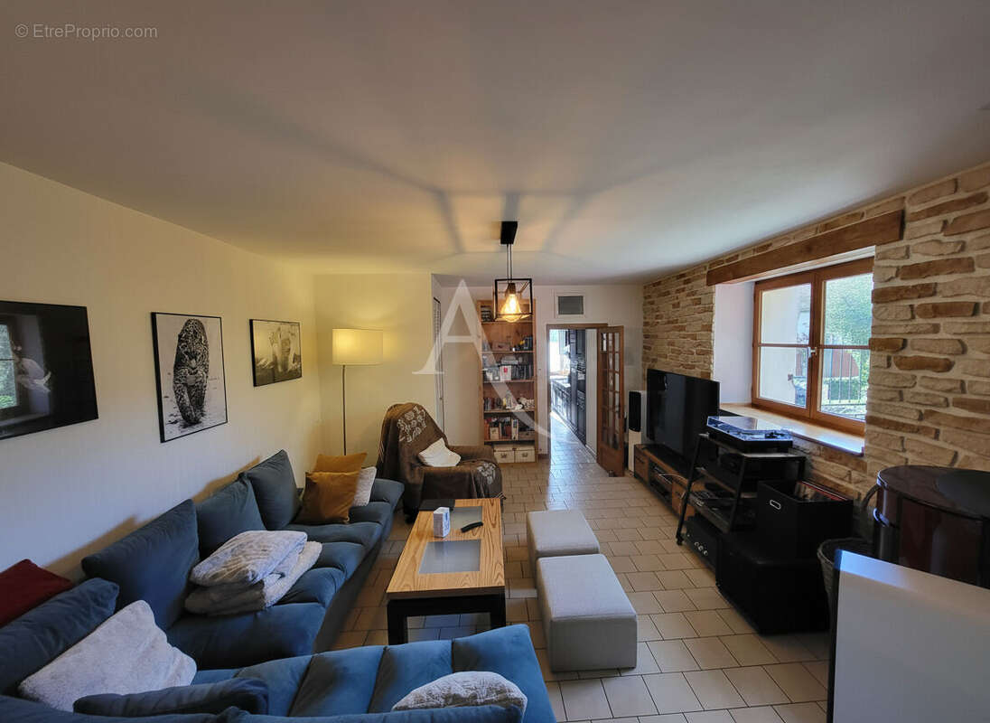 Maison à FONTENAY-TRESIGNY