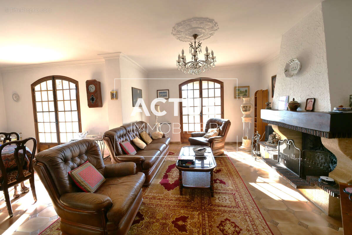 Maison à SALON-DE-PROVENCE