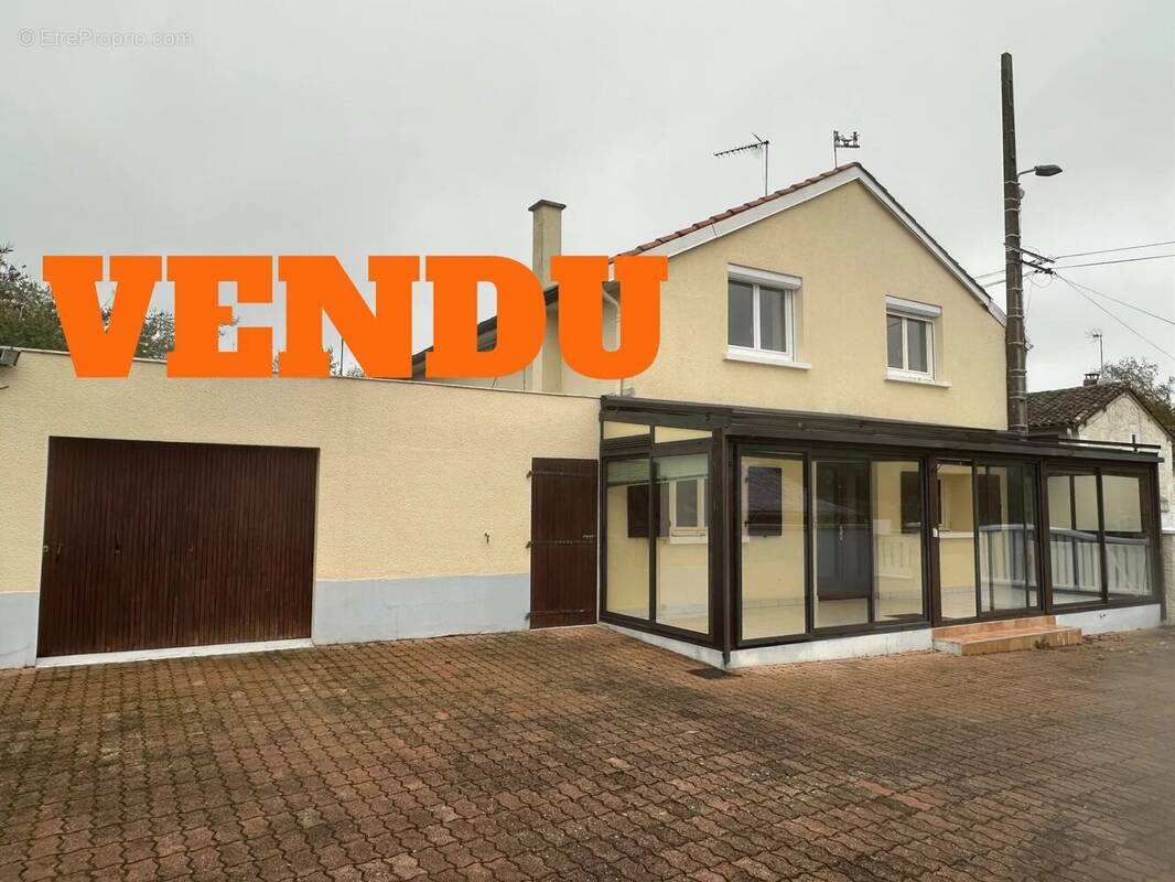 Maison à CEAUX-EN-COUHE