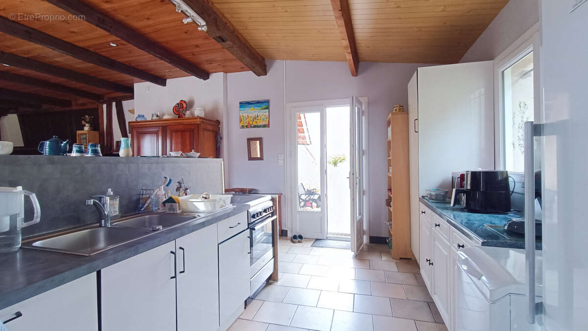 Maison à ESCOIRE