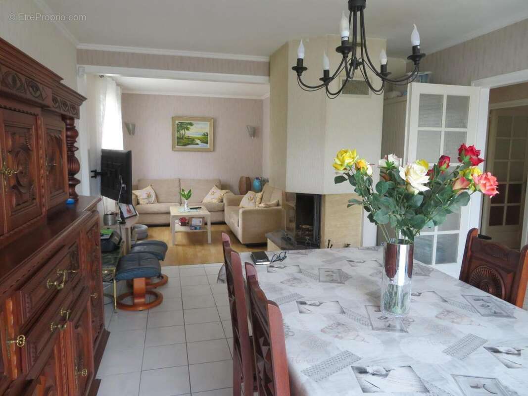 Maison 127 m² à Chateau-Gontier  - photo 3