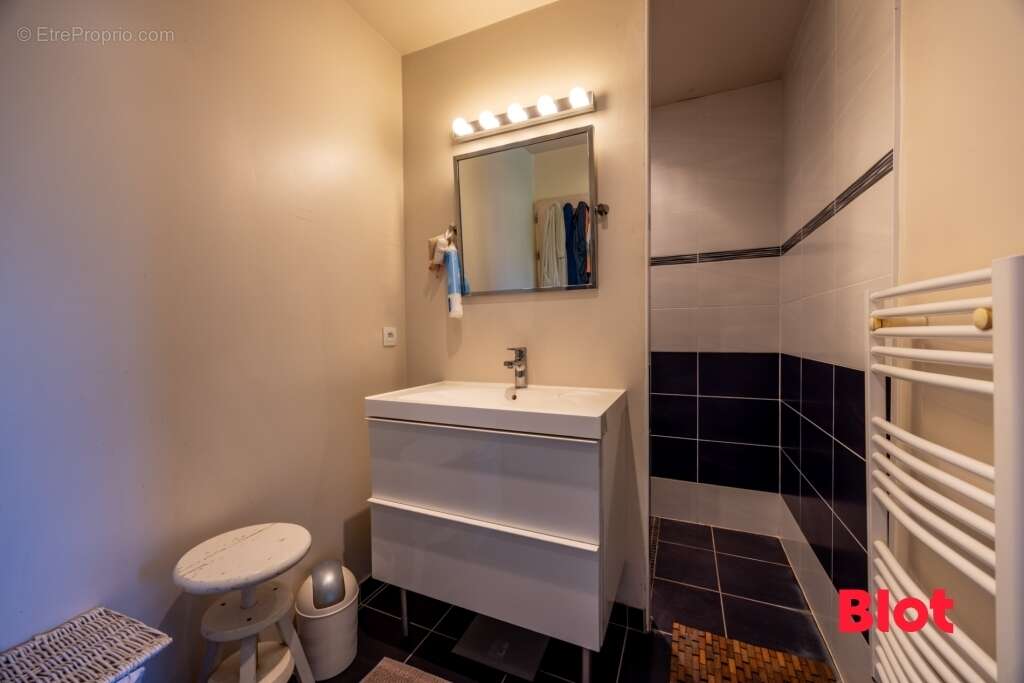 Maison à PLESSIX-BALISSON