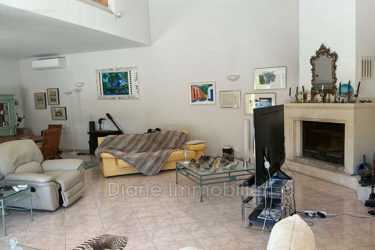 Maison à NIMES