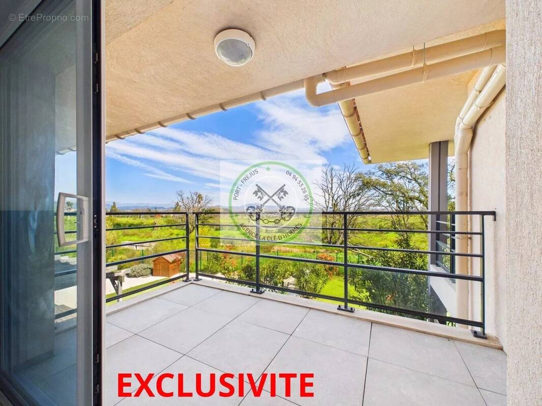 Maison à ROQUEBRUNE-SUR-ARGENS