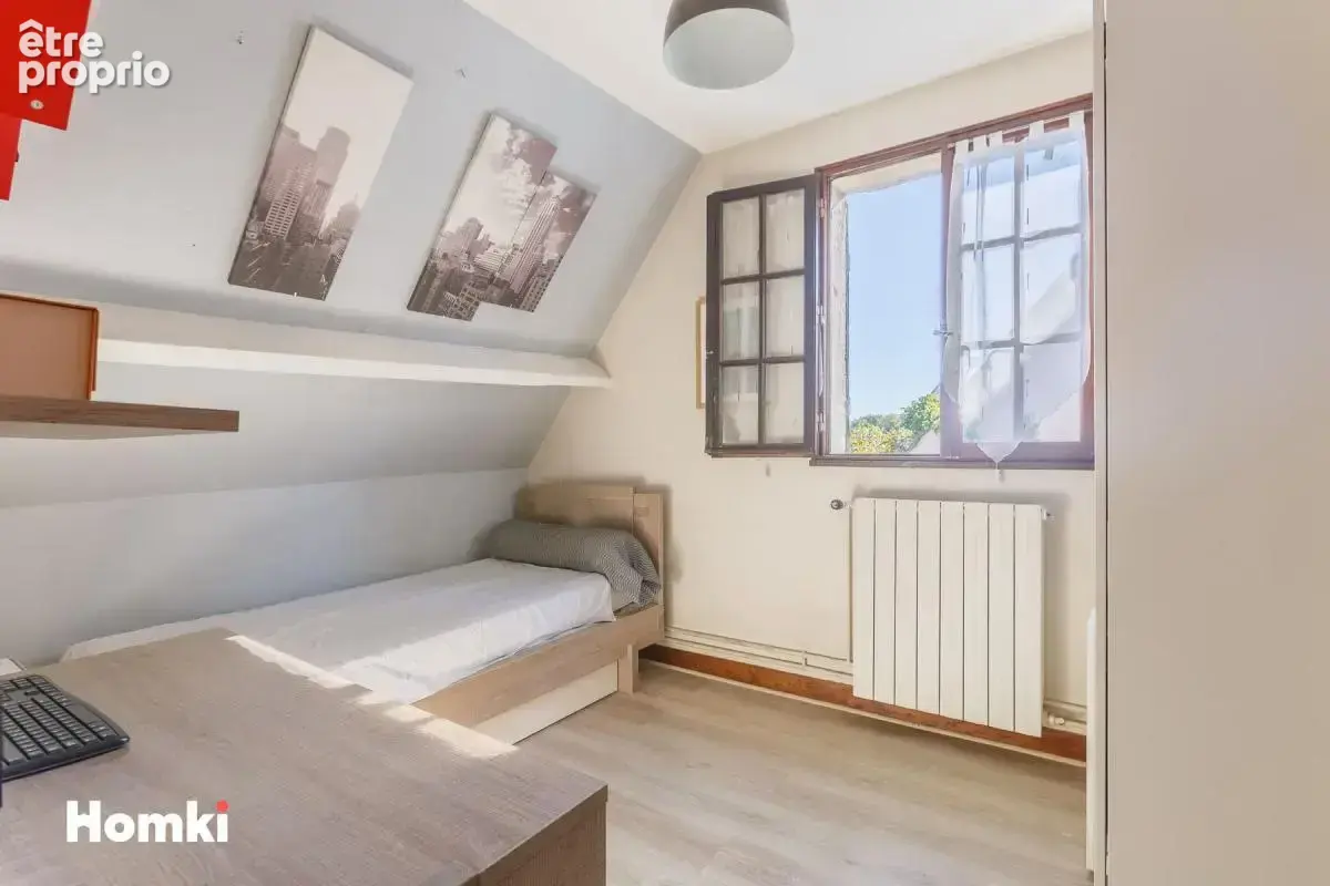Maison/Villa T6 de 160 m² à Le Plessis-Bouchard 95130 - photo 10