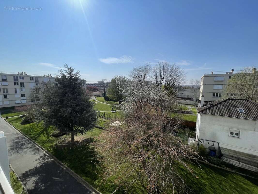 Appartement à RUEIL-MALMAISON