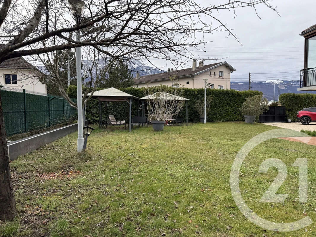 Maison à ECHIROLLES