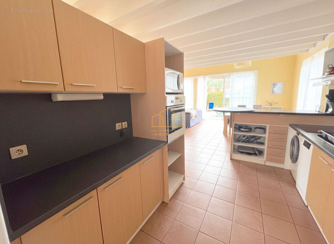 Maison T5 avec piscine à vendre au Golf de Gujan-Mestras - photo 6