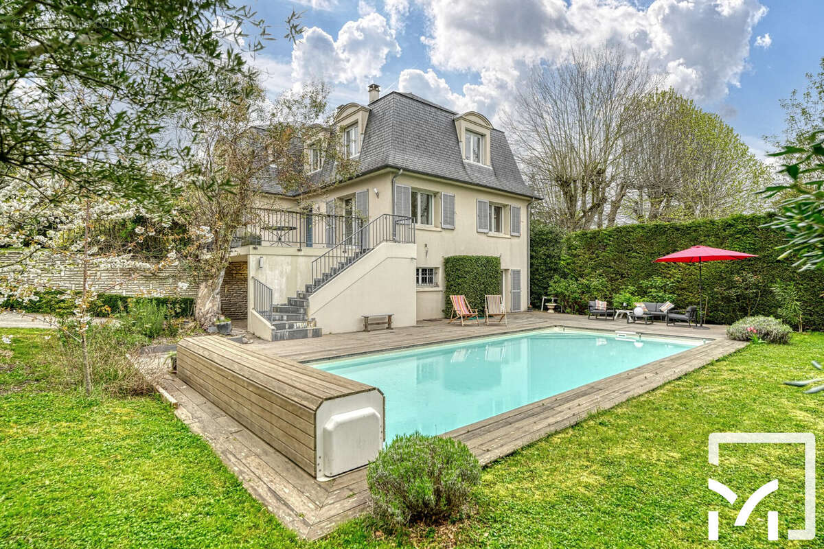 Maison à BOUGIVAL