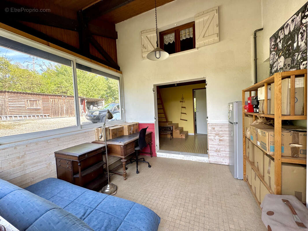 Maison à CAMBLANES-ET-MEYNAC