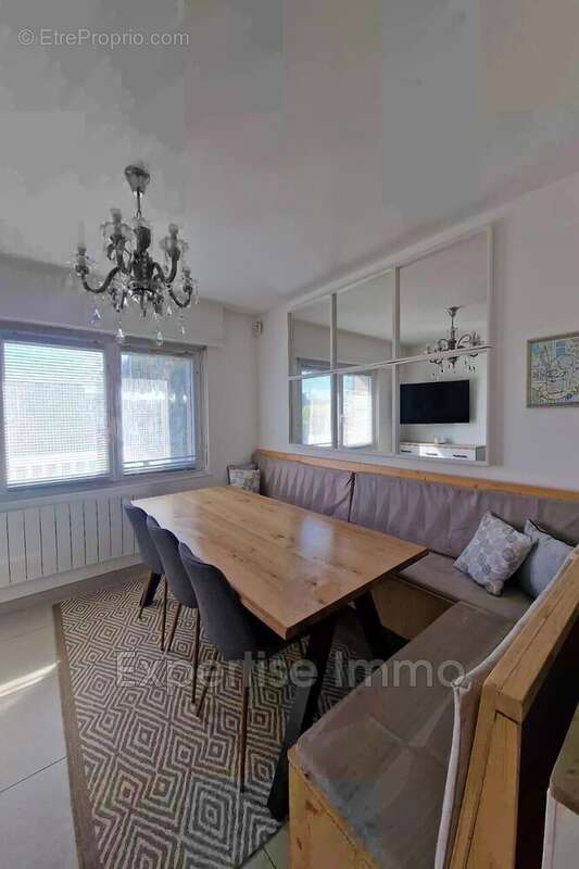 Maison 180 m² à Sainte-Croix-En-Plaine  - photo 5