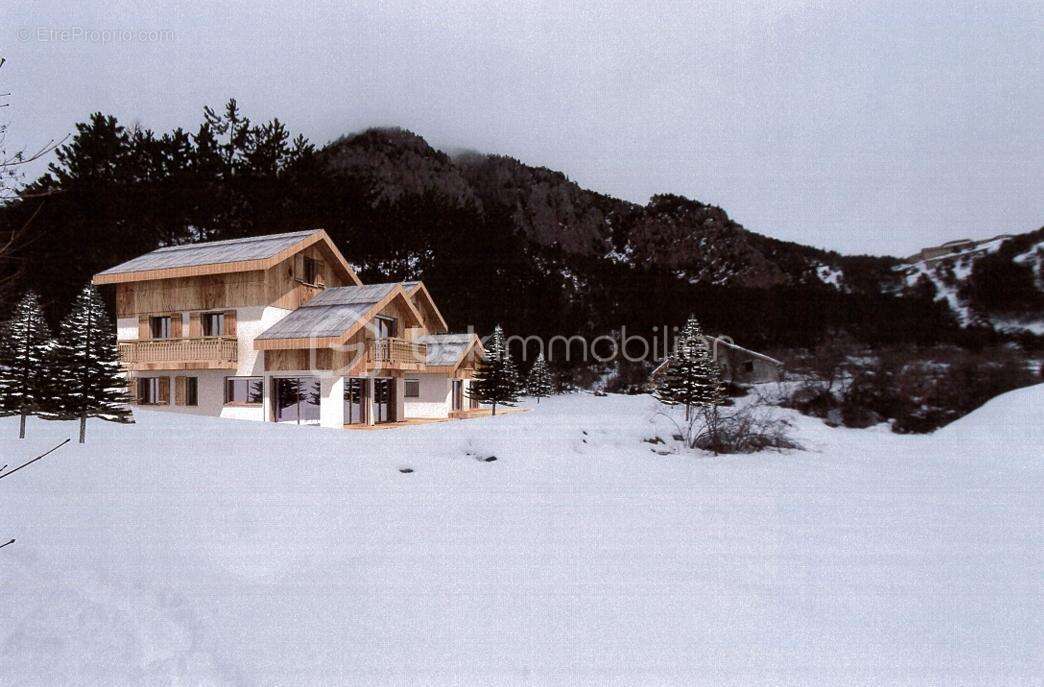 Terrain à BRIANCON