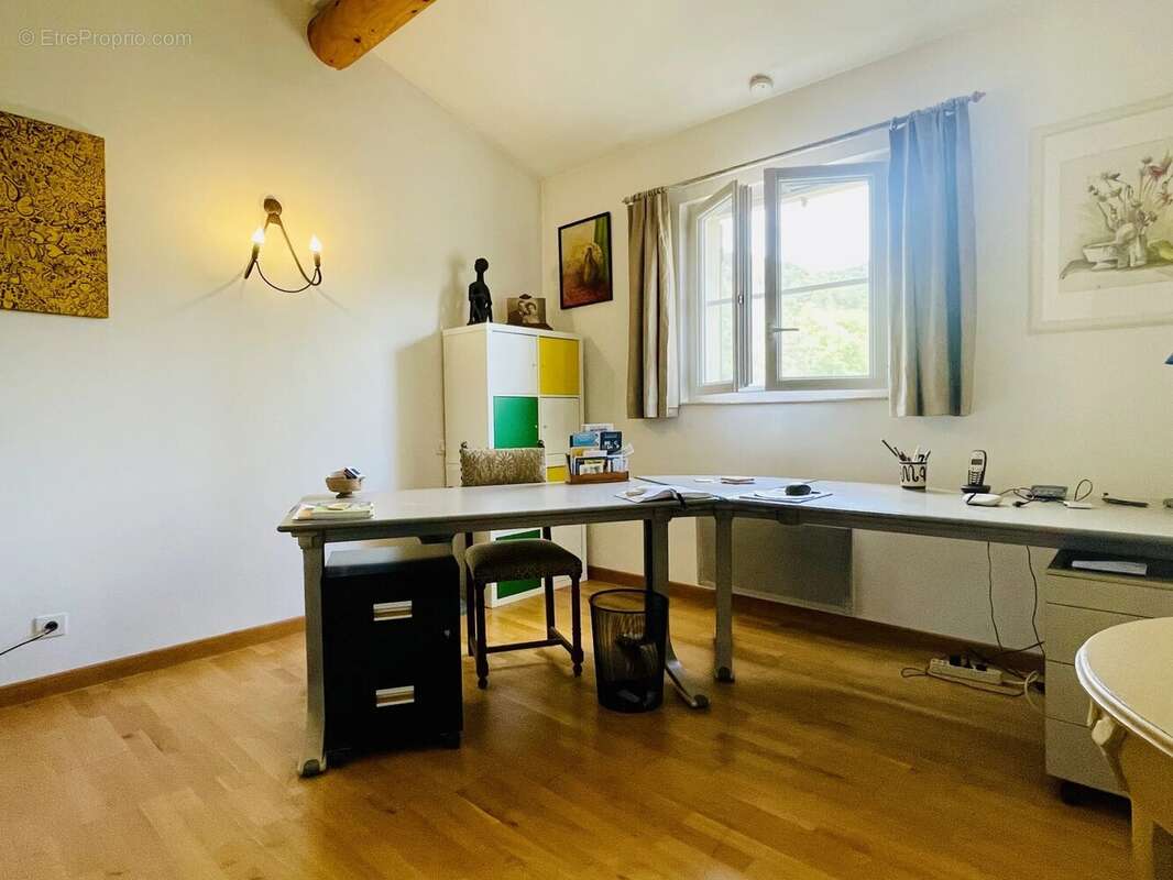Maison à VAISON-LA-ROMAINE
