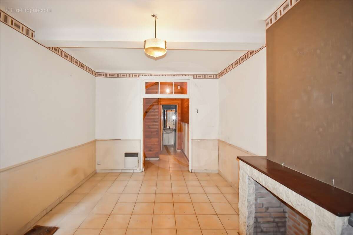 Appartement à NEGREPELISSE