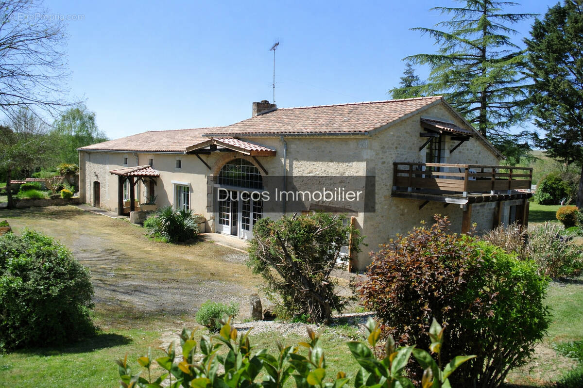 Maison à DURAS