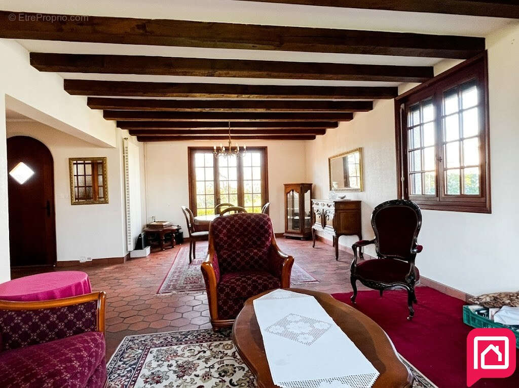Maison à PLESSE