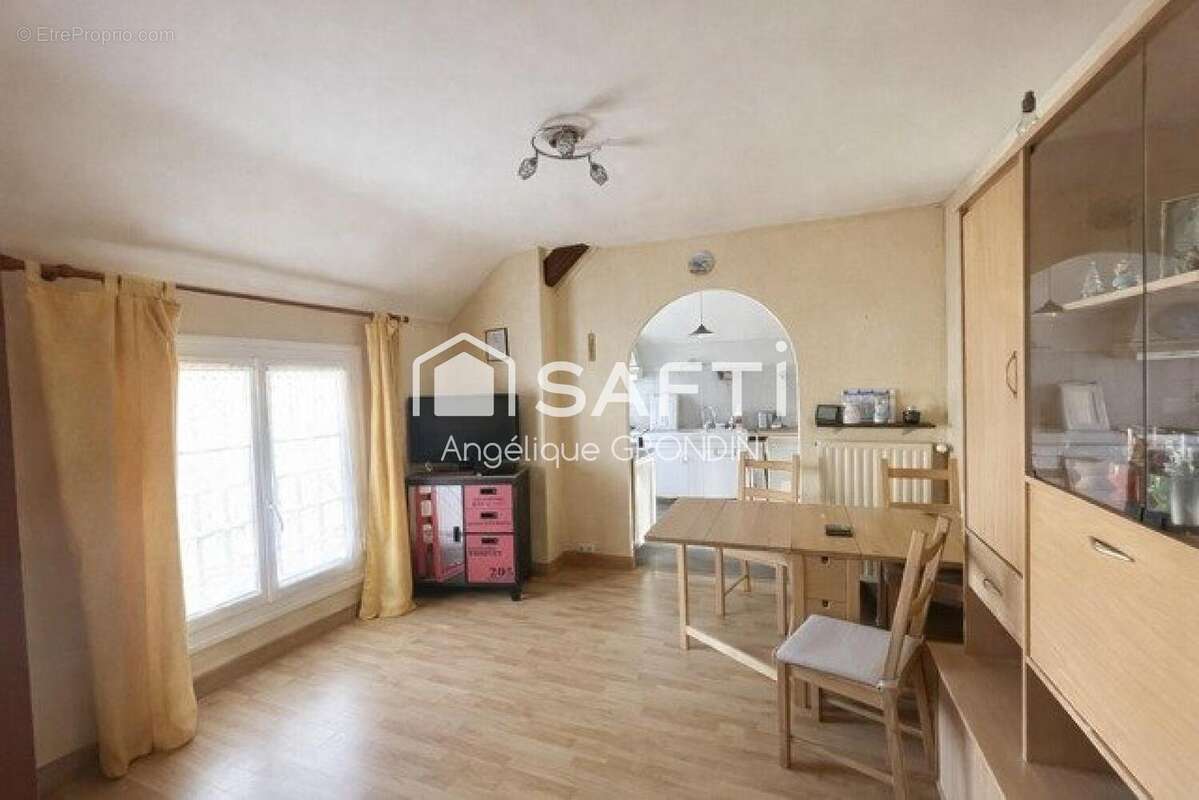 Photo 3 - Maison à SILLY-LE-LONG
