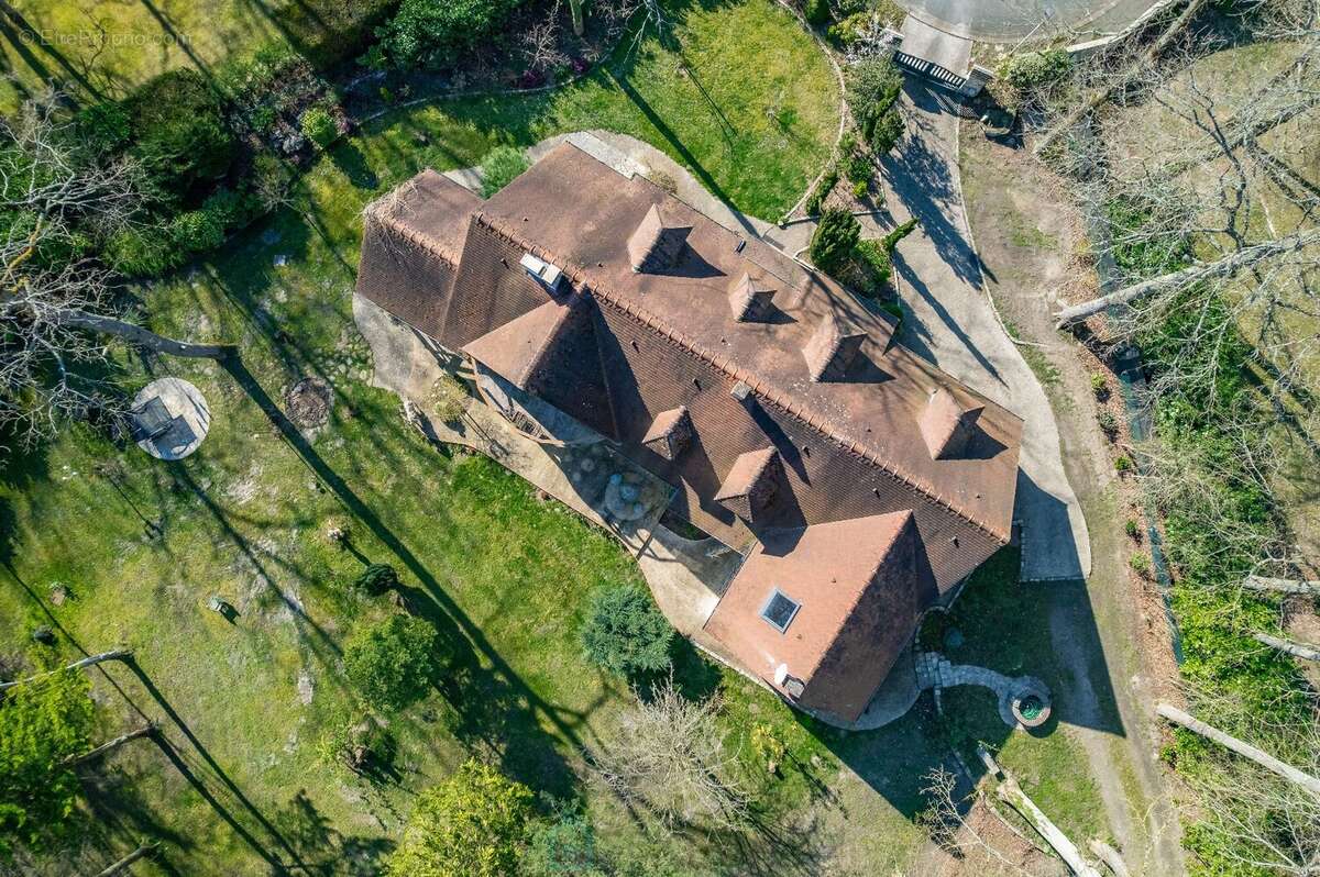 Maison à NOISY-SUR-ECOLE