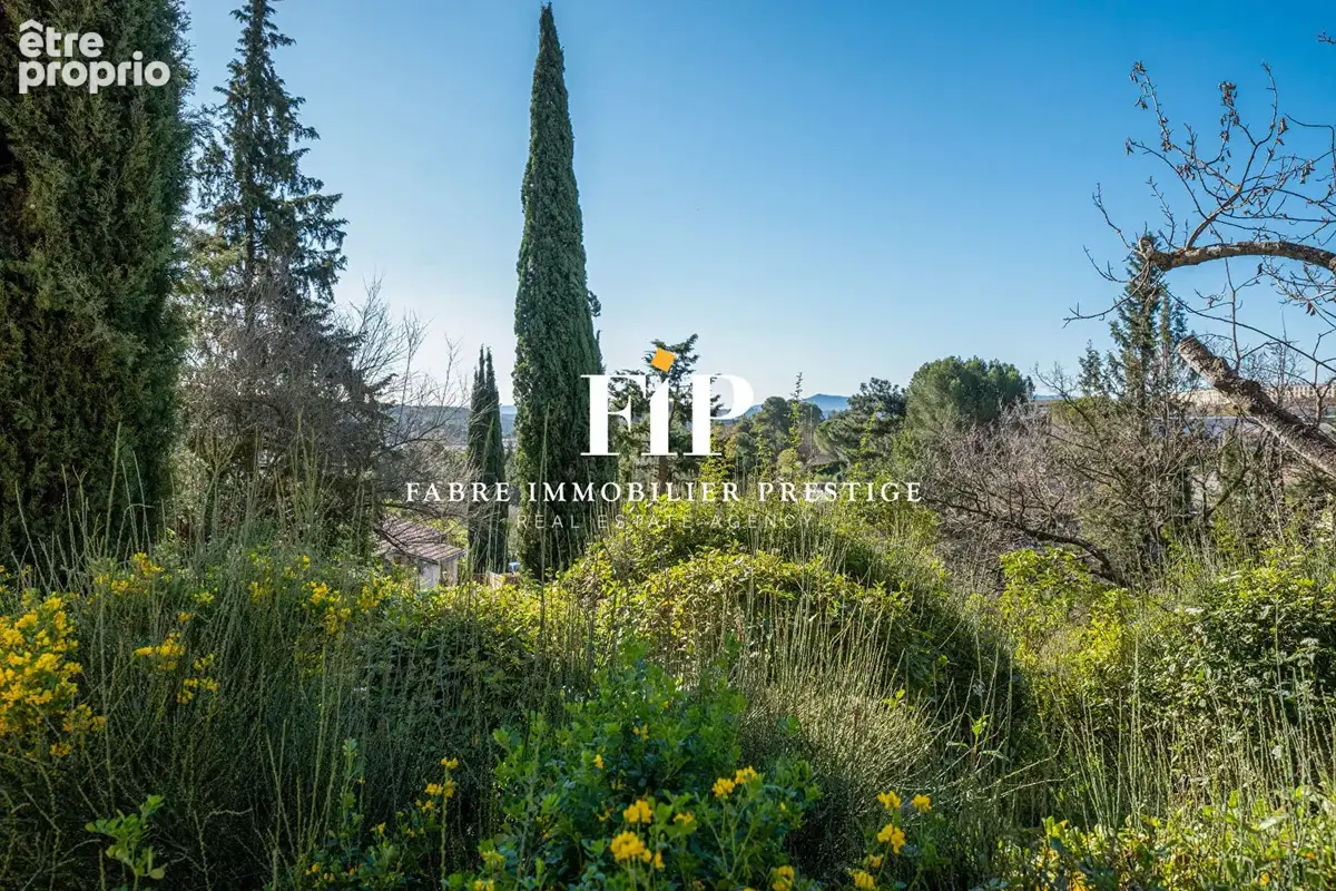 À 2 km du centre d'Aix ? Maison 250 m² , 10 pièces, avec vue - photo 5