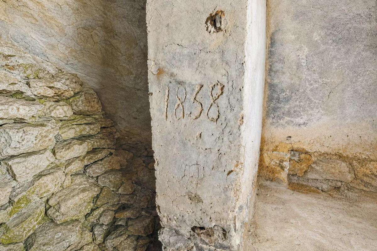 Ferme de 294 m² avec dépendances à Moisy - photo 30