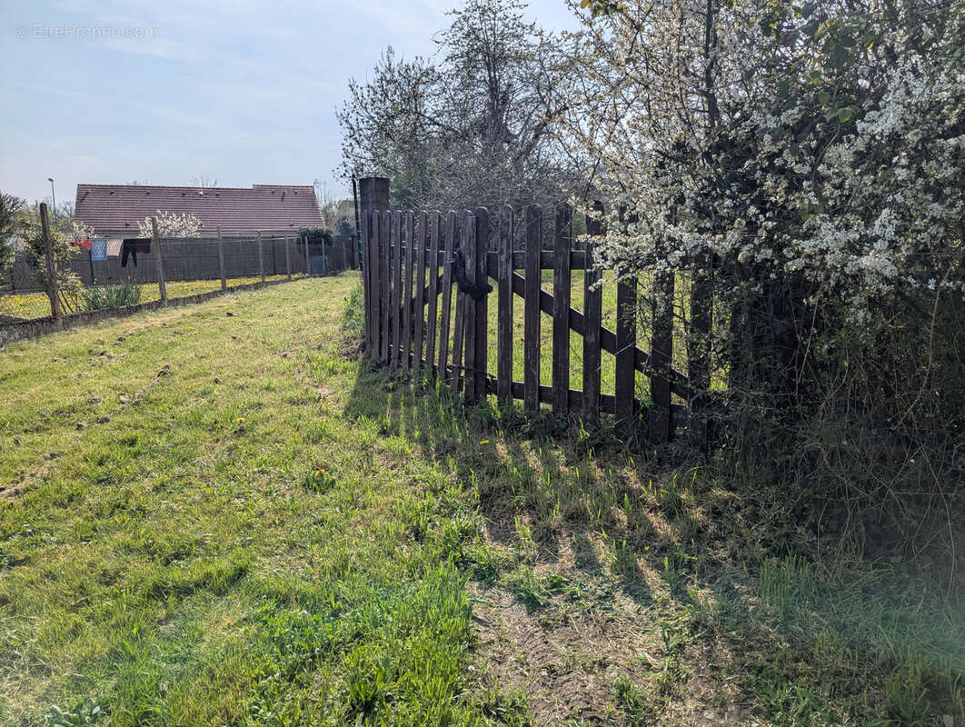 Terrain à LA CHATRE