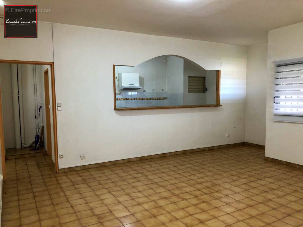 Appartement T3 en vente au Gros Morne - photo 1