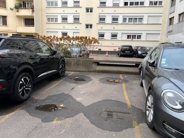 Parking à BOULOGNE-BILLANCOURT