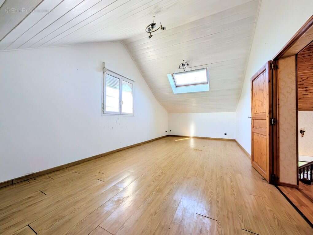 Maison à BESSEY-LES-CITEAUX