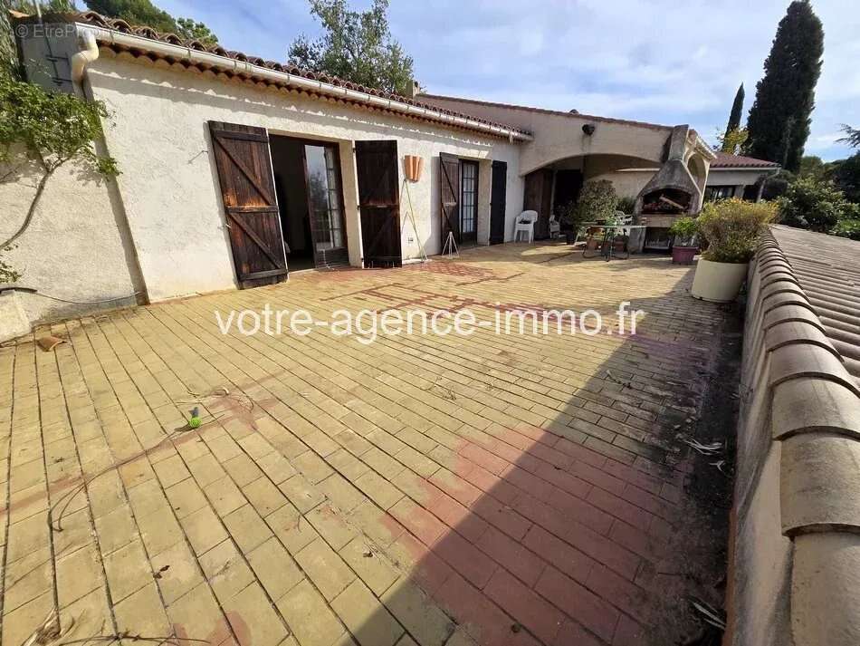 Maison à LA GAUDE