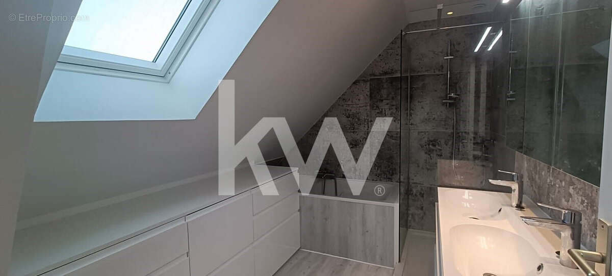 Maison 217 m² à Saint-Jean-De-Braye  - photo 6