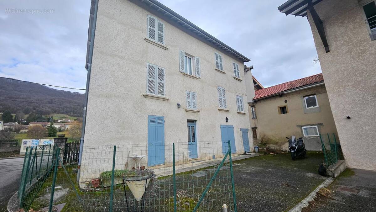 Maison à LA MURETTE