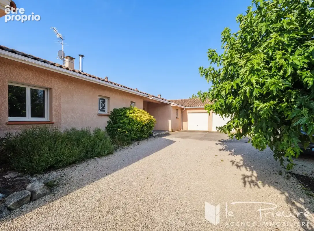 À quelques minutes d'Albi, villa de plain-pied avec piscine et double garage, secteur Ouest. - photo 16