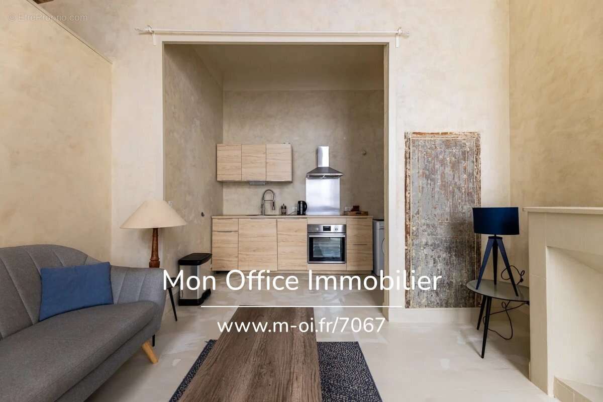 Référence : 7067-ETH. - Exclusivité - Appartement - T2 - 40m2 - Calme - Quartier Precheurs - Aix-en-Provence - 13100 - photo 3
