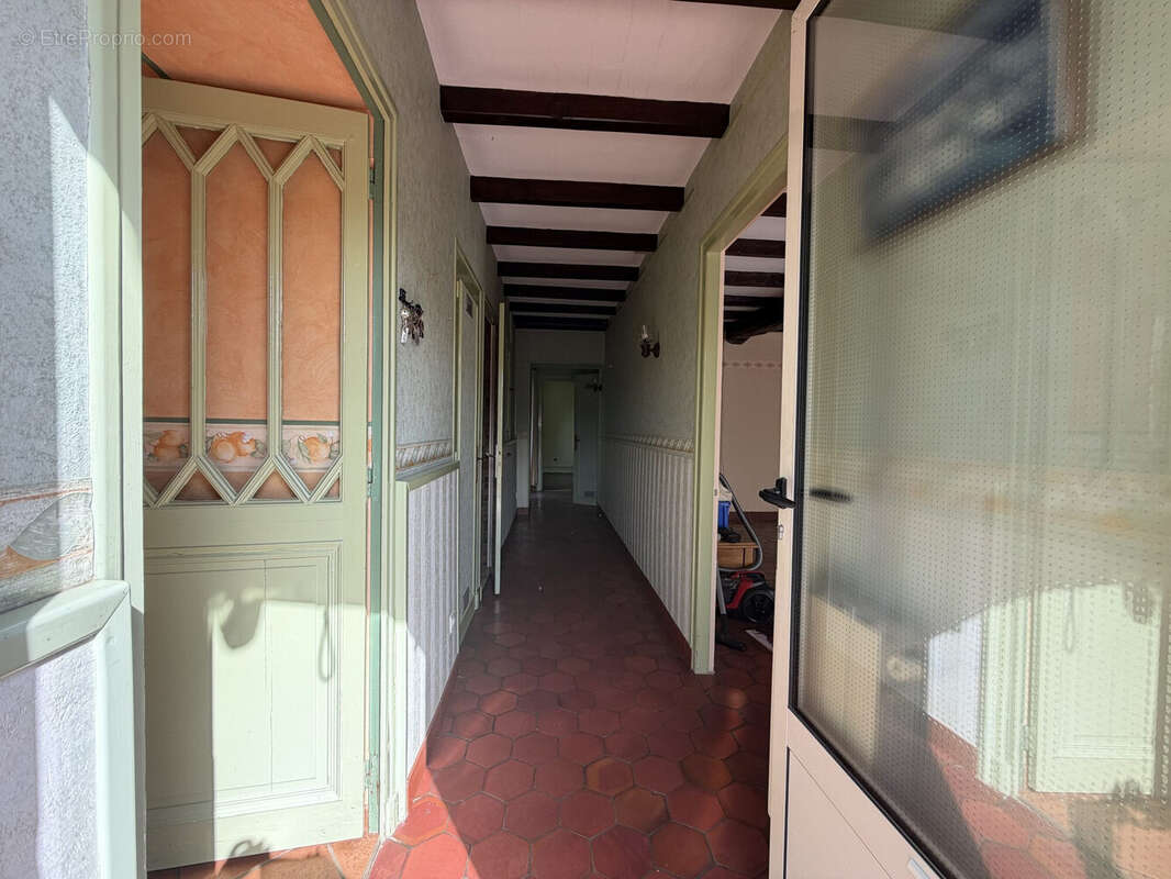 Entrée. 