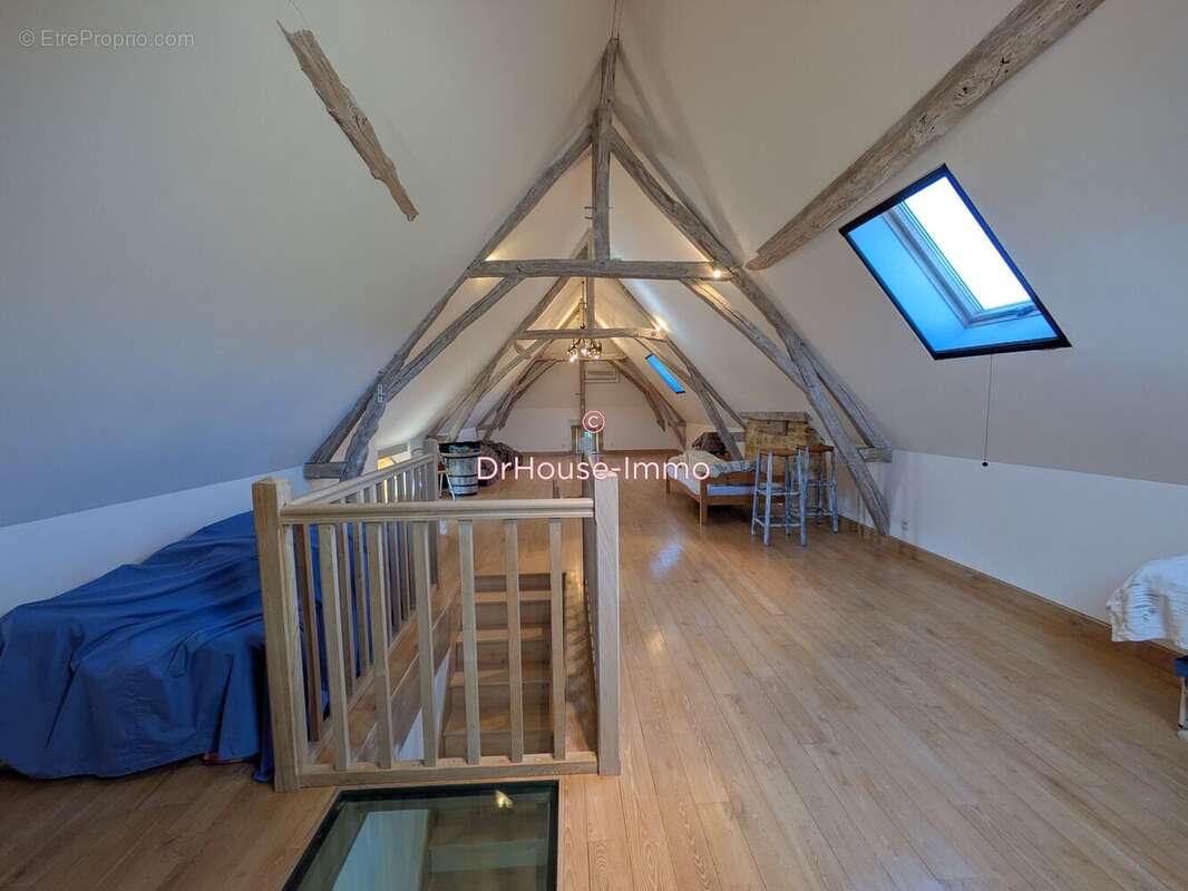 Maison à SAINT-POMPONT