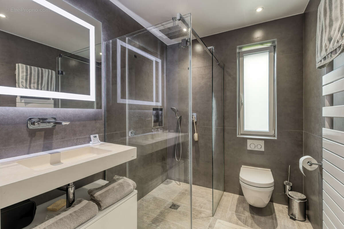 Maison à JACOB-BELLECOMBETTE