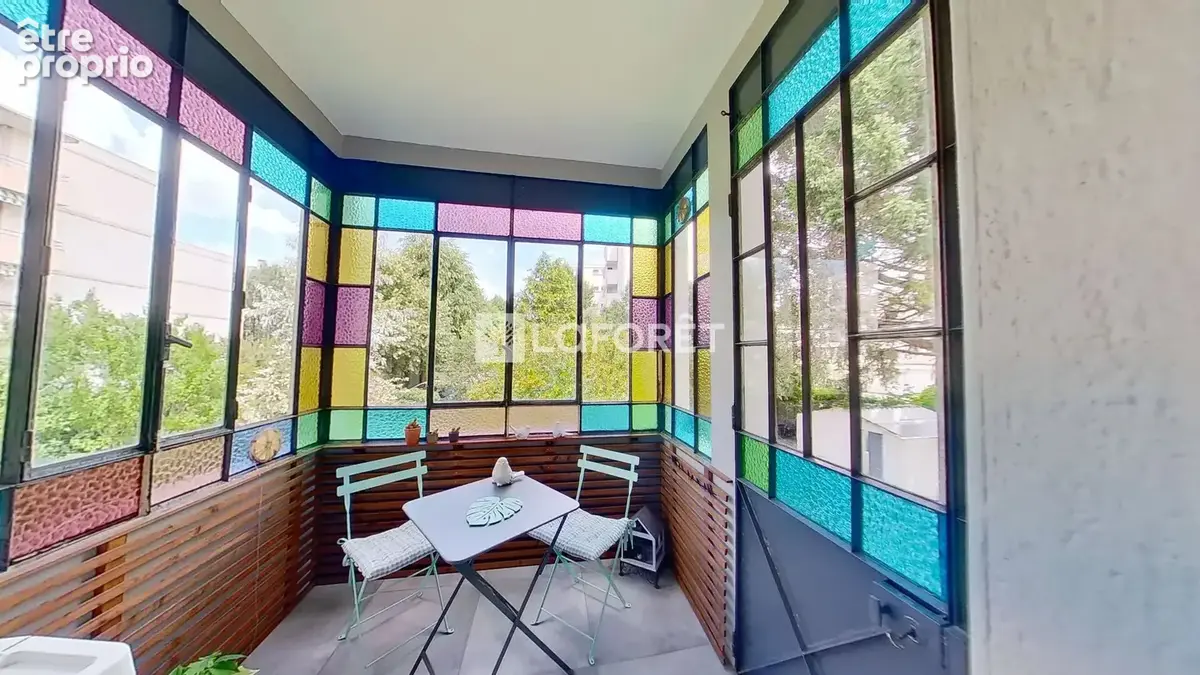 BRON - Maison familiale de caractère de 143,53 m² habitable - photo 14
