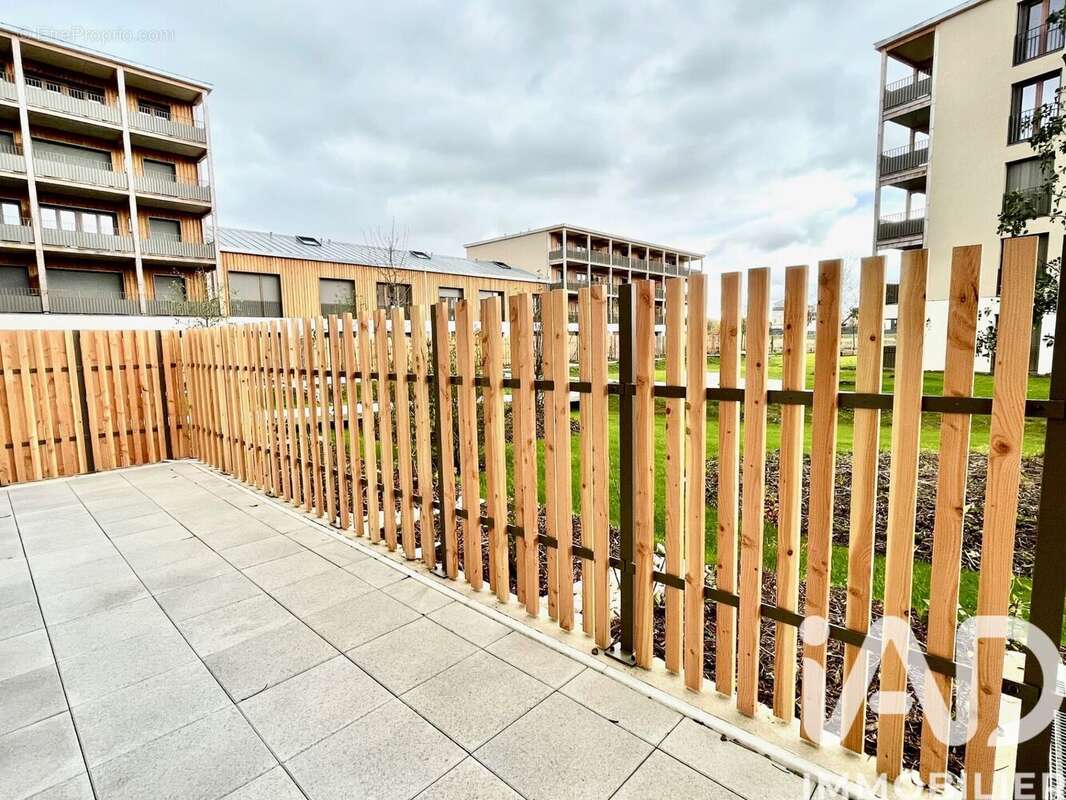 Photo 4 - Appartement à BUSSY-SAINT-GEORGES