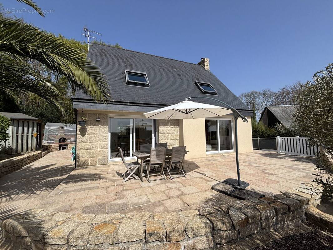 Maison à SAINT-RENAN