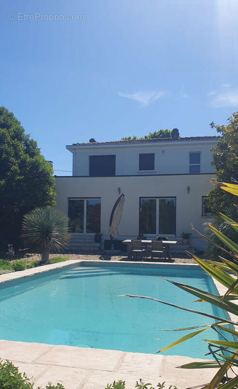 Maison 196 m² à Gond-Pontouvre  - photo 6