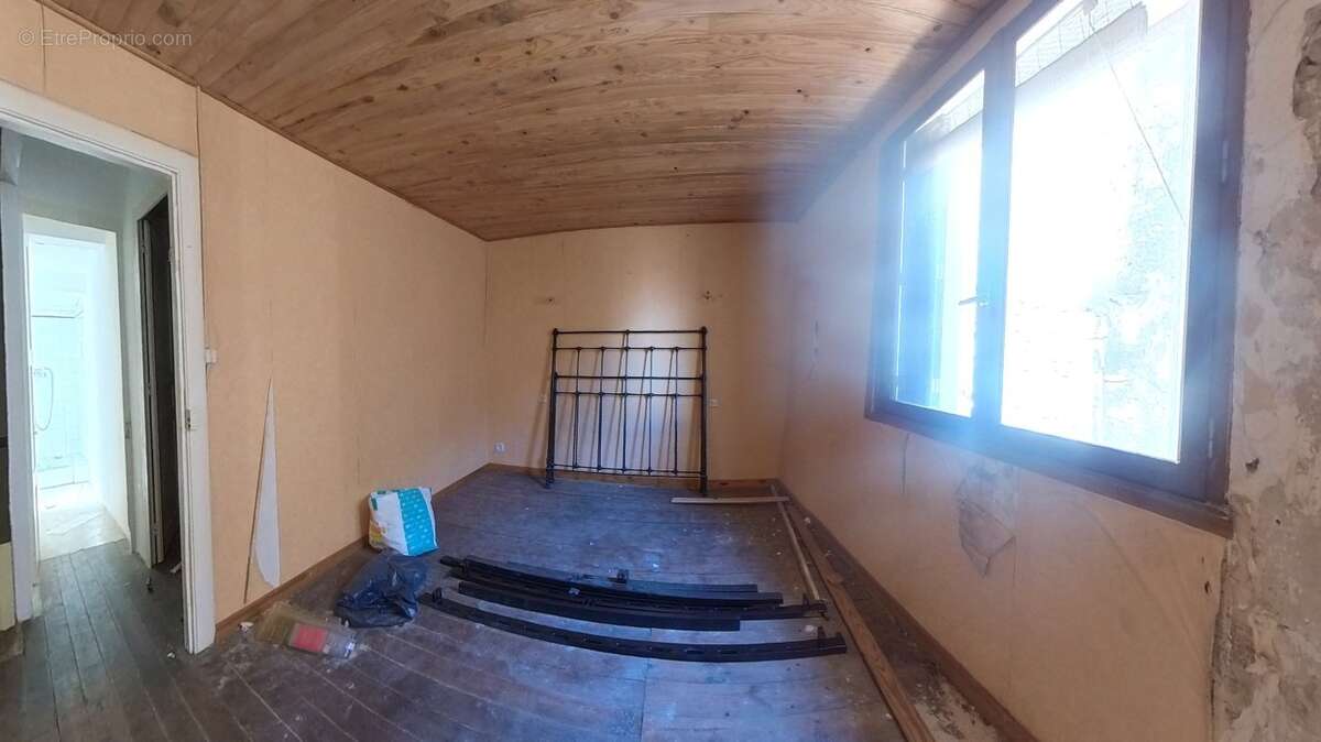 Charmante Maison de Village avec Cour  Projet de Rénovation au Cur de Nézignan-l'Évêque - photo 5