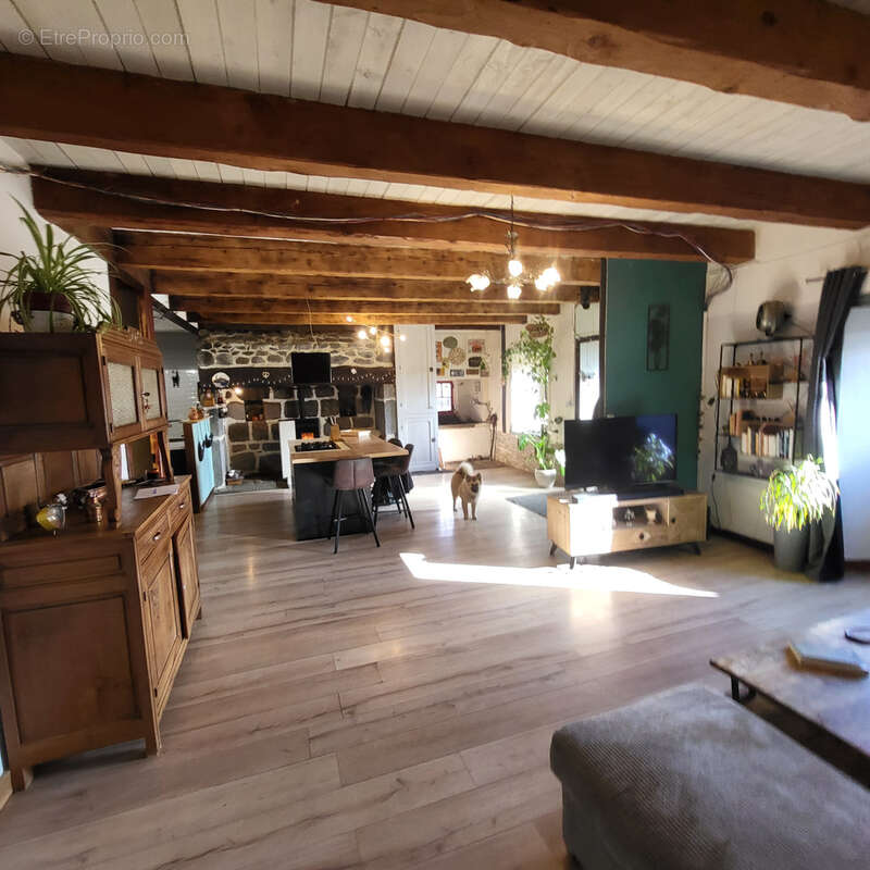 Maison à SAINT-SATURNIN