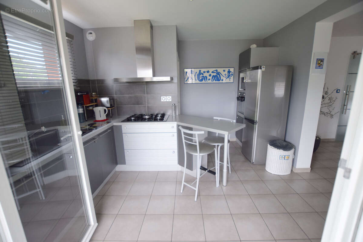 Appartement à GRAND-CHARMONT