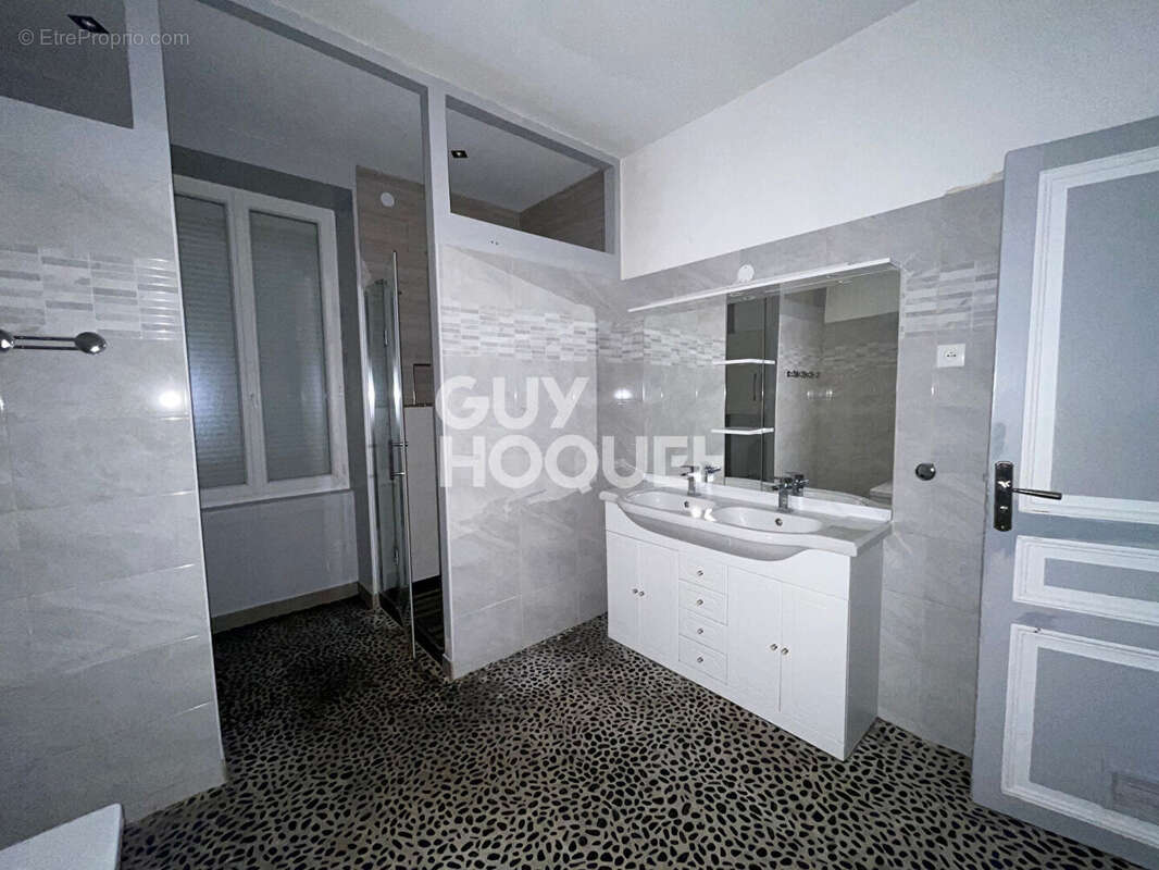 Maison à MILLY-LA-FORET