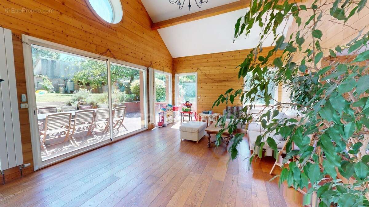 Maison de caractère, jardin et beaux volumes à Corbeil - photo 5
