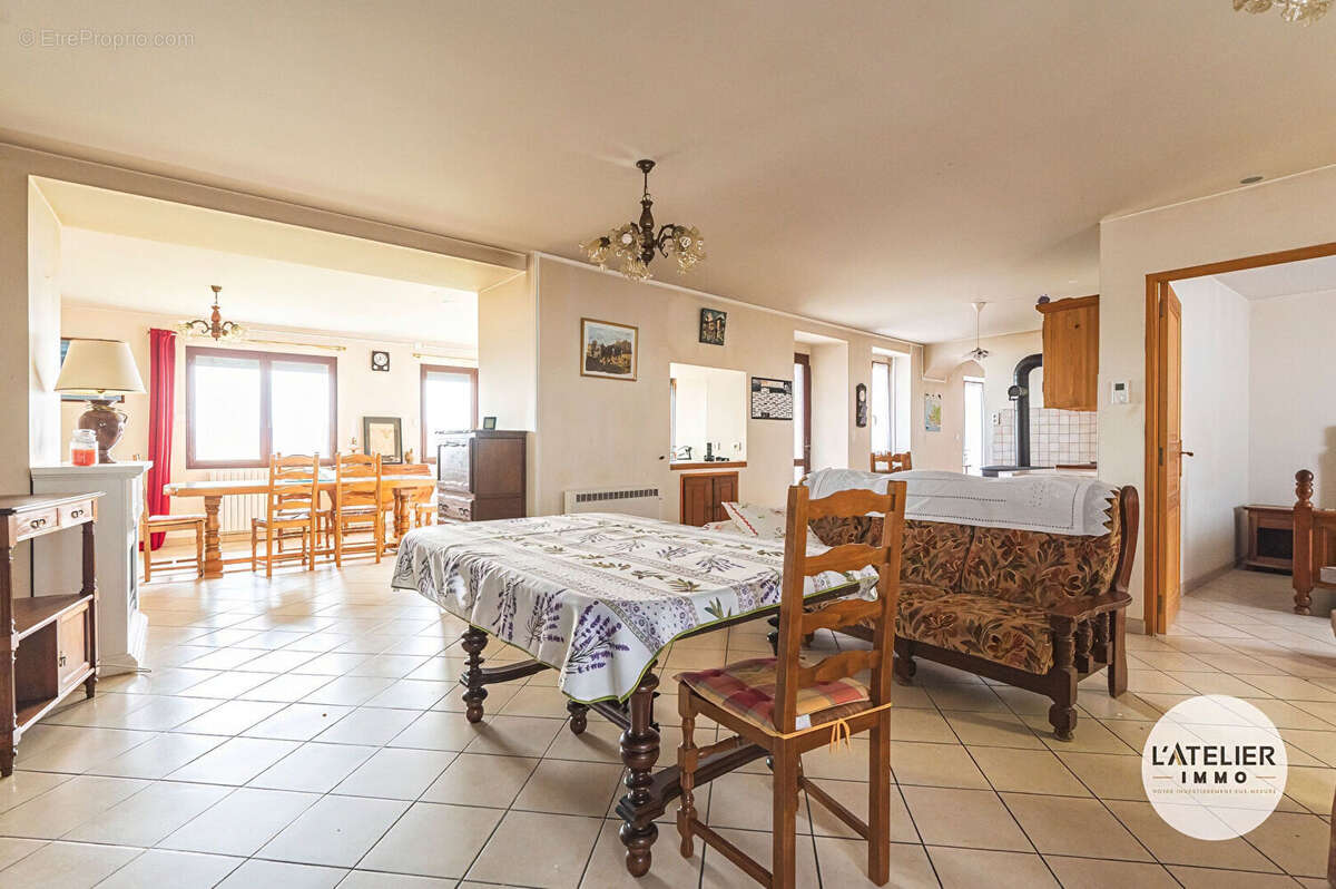 Maison à MAREUIL-EN-BRIE