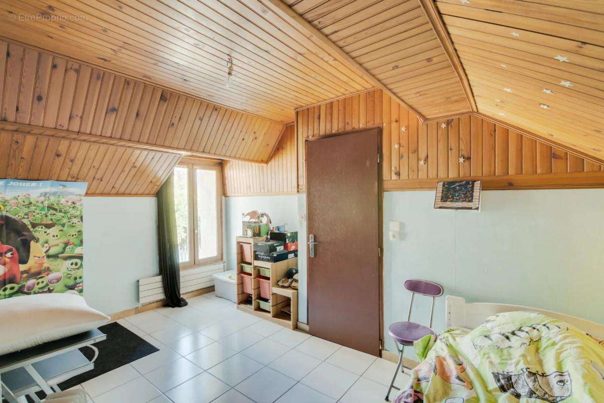 Maison à ROMILLY-SUR-SEINE