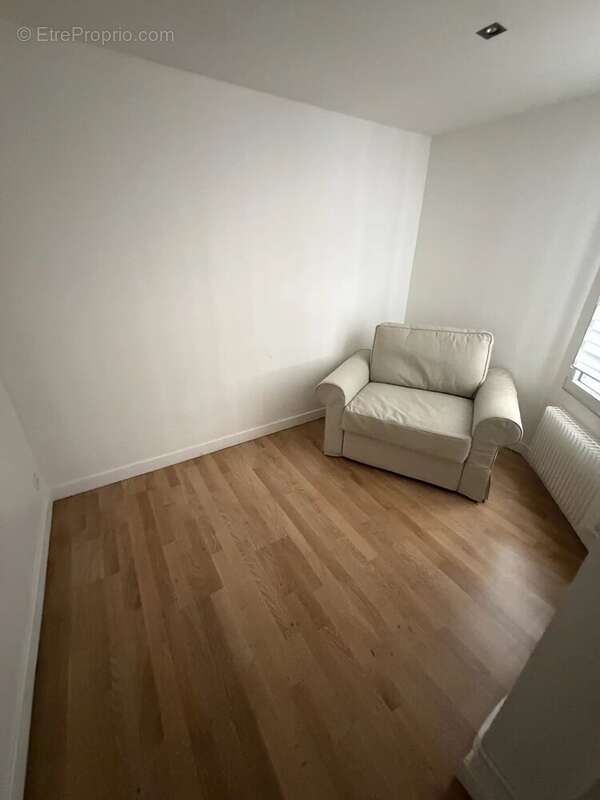 Appartement à PARIS-7E